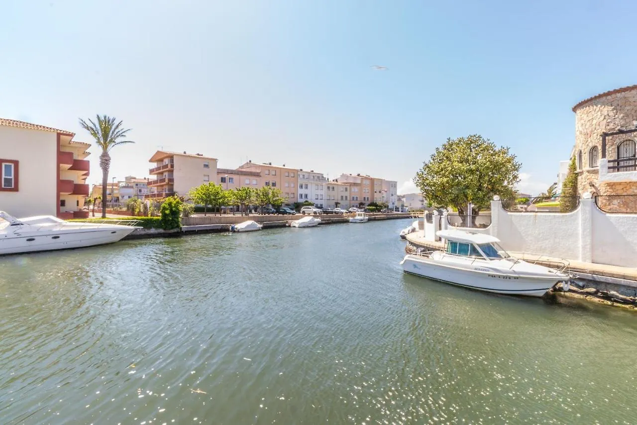 Goldhome - Casa 5 Habitaciones, 3 Banos, Piscina Privada, Amarre Empuriabrava 0*,