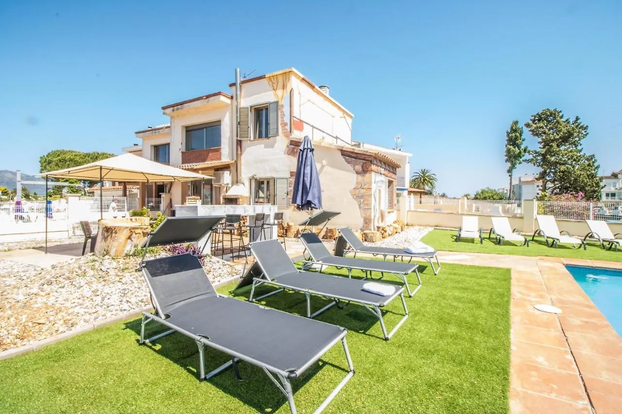 Goldhome - Casa 5 Habitaciones, 3 Banos, Piscina Privada, Amarre Empuriabrava