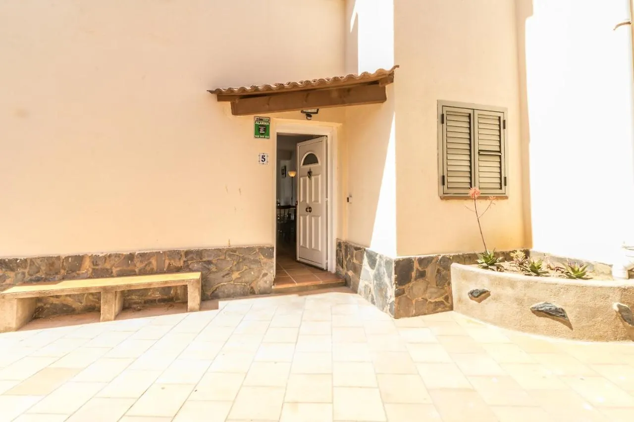 Goldhome - Casa 5 Habitaciones, 3 Banos, Piscina Privada, Amarre Empuriabrava 0*,  Espagne